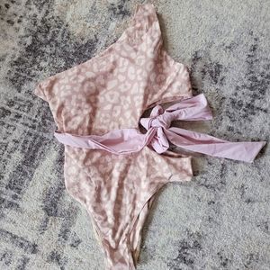 Pink Lily One-Shoulder Leopard Print One Piece - Pink